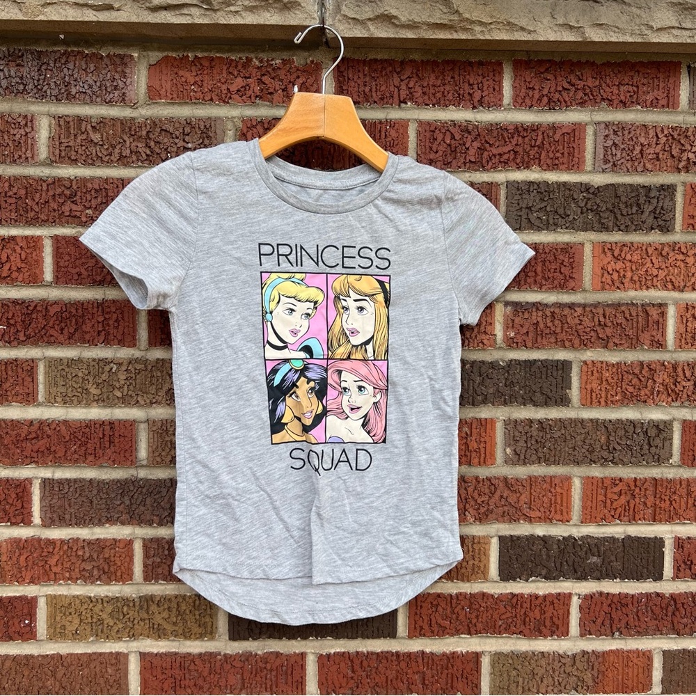 Disney Princess Gray and Pink Graphic Short Sleeve Top